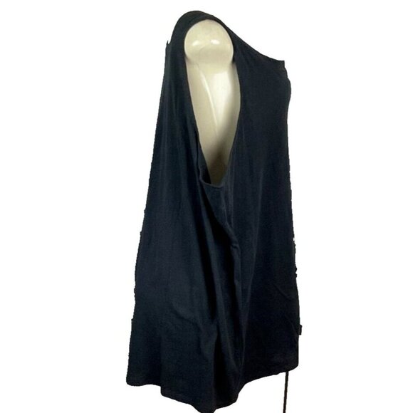 Torrid +4 Black Button Neck Pink Embroidered Skull-Bolt-Ying-Yang Icons Tank Top - Picture 3 of 6